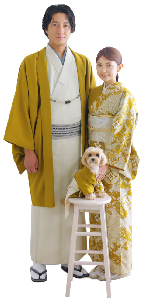 着物を着ている犬と家族